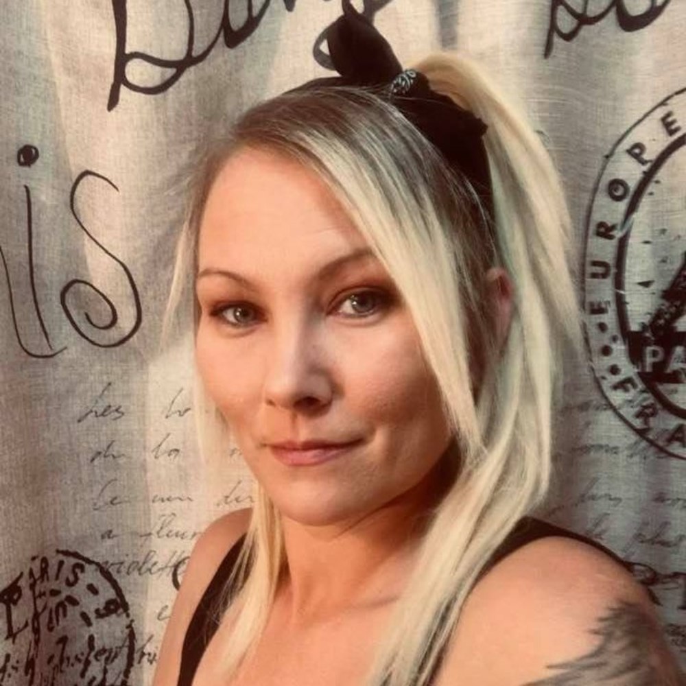 Meet your Posher, Aries